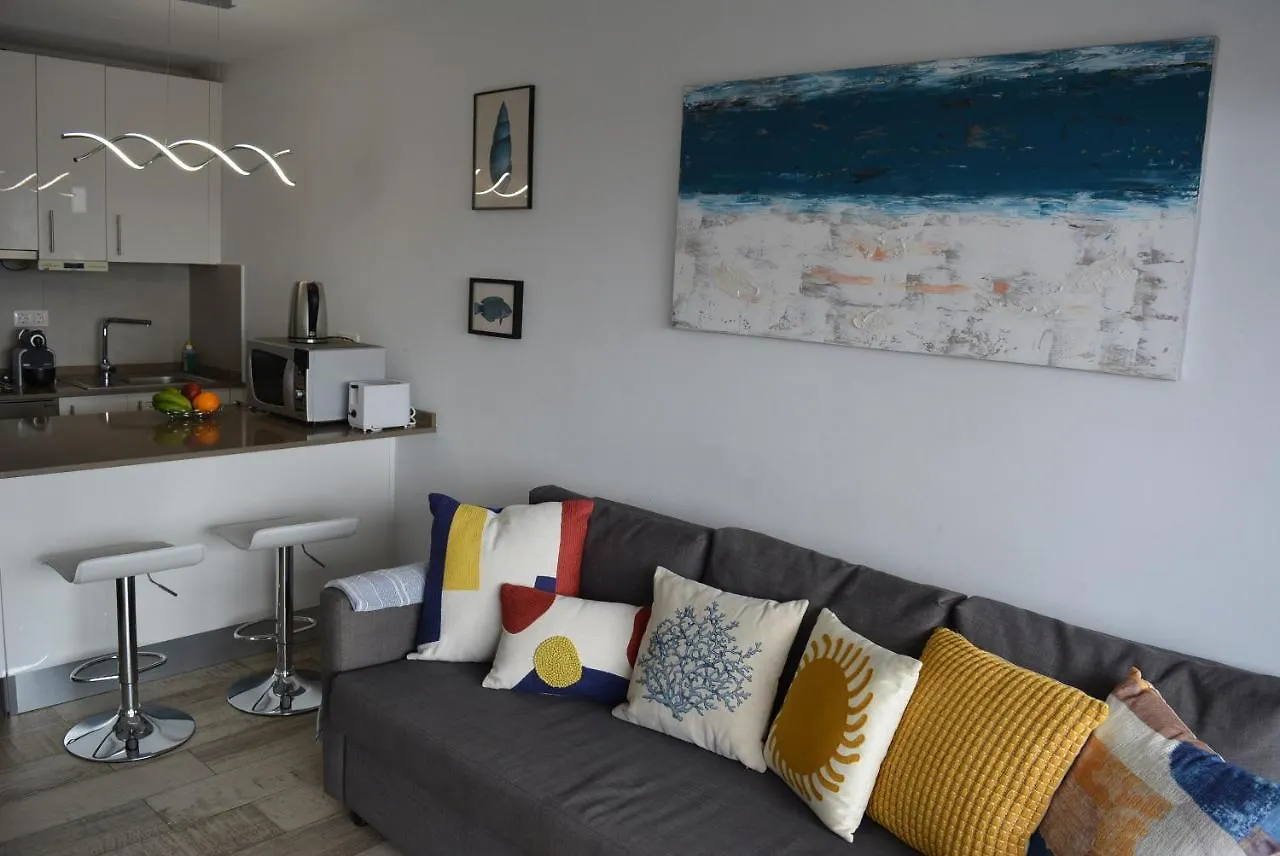 Апартаменты Apartmento Vista Del Mar Tinache Сан-Бартоломе